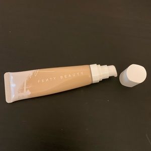 FENTY hydrating foundation 210